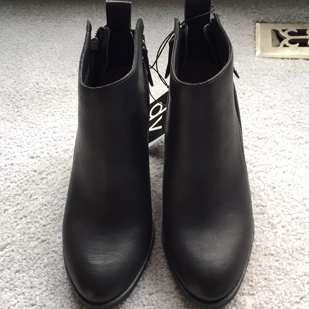 DV boots